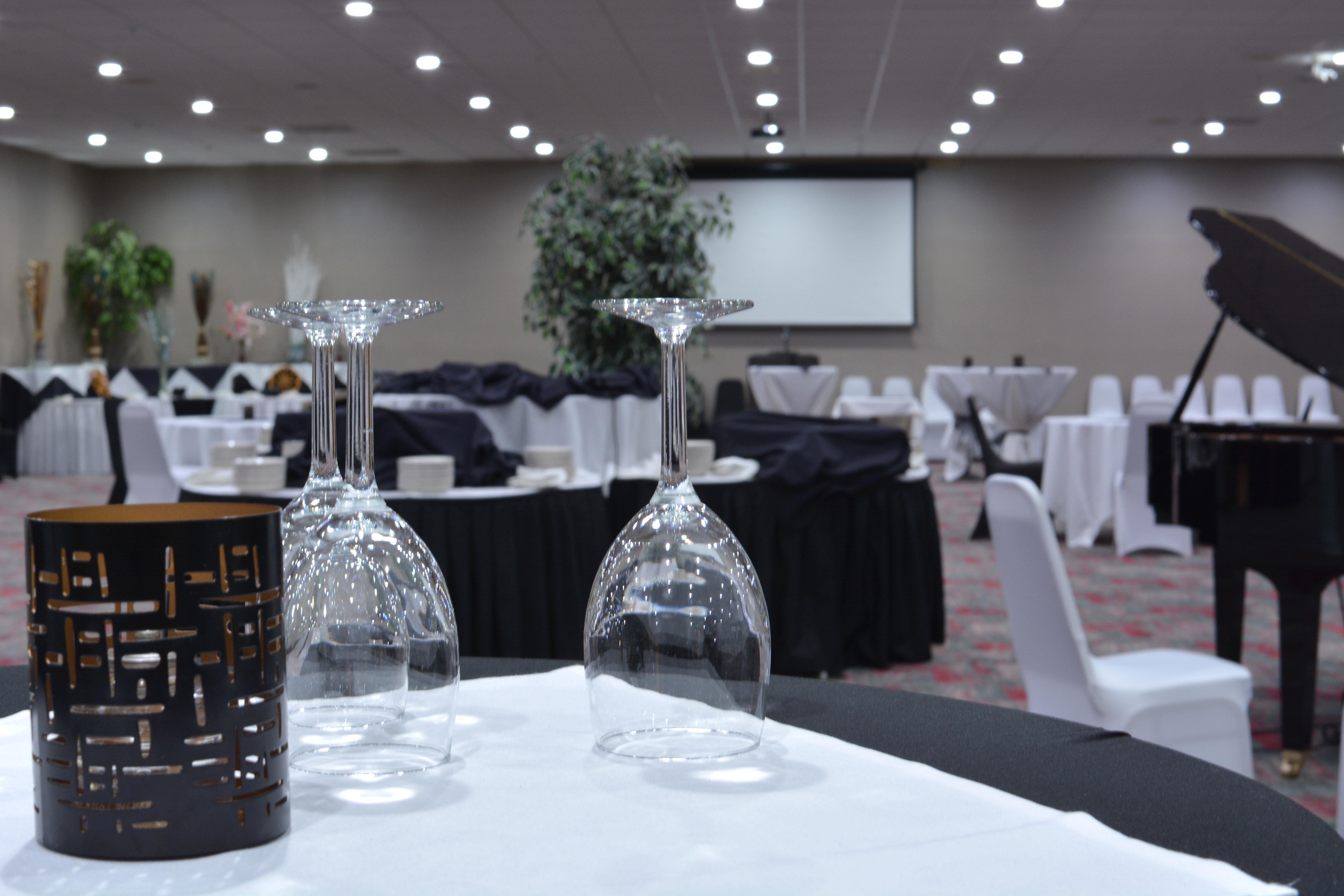 Holiday Inn - Salem By Ihg Extérieur photo