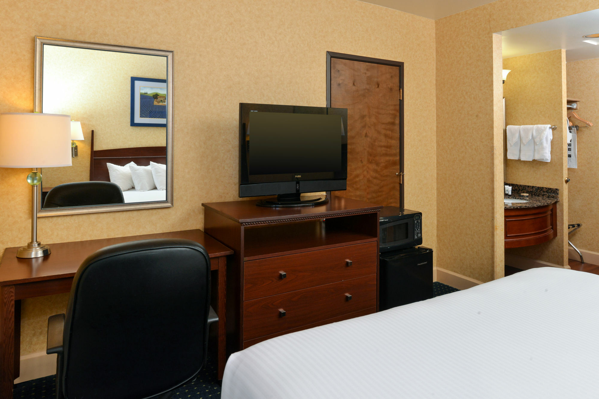 Holiday Inn - Salem By Ihg Extérieur photo